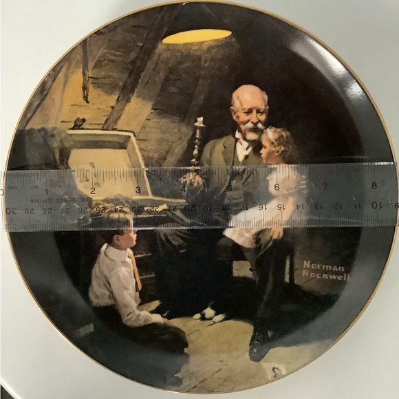 Norman Rockwell~Grandpa’s Treasure Chest Plate - Picture 3 of 5